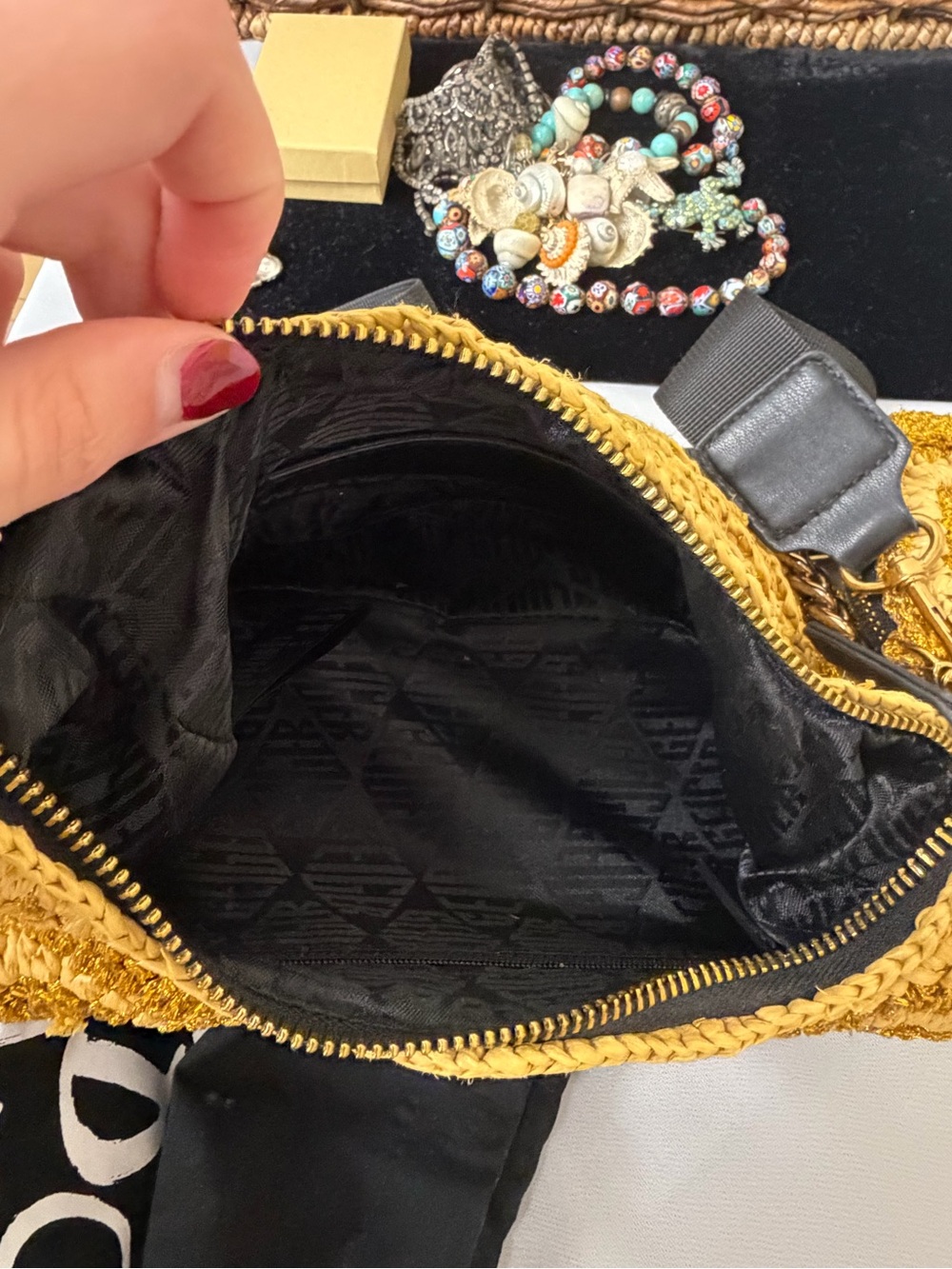 Kurt Geiger London Gold Metallic Crossbody OS - Picture 7 of 8